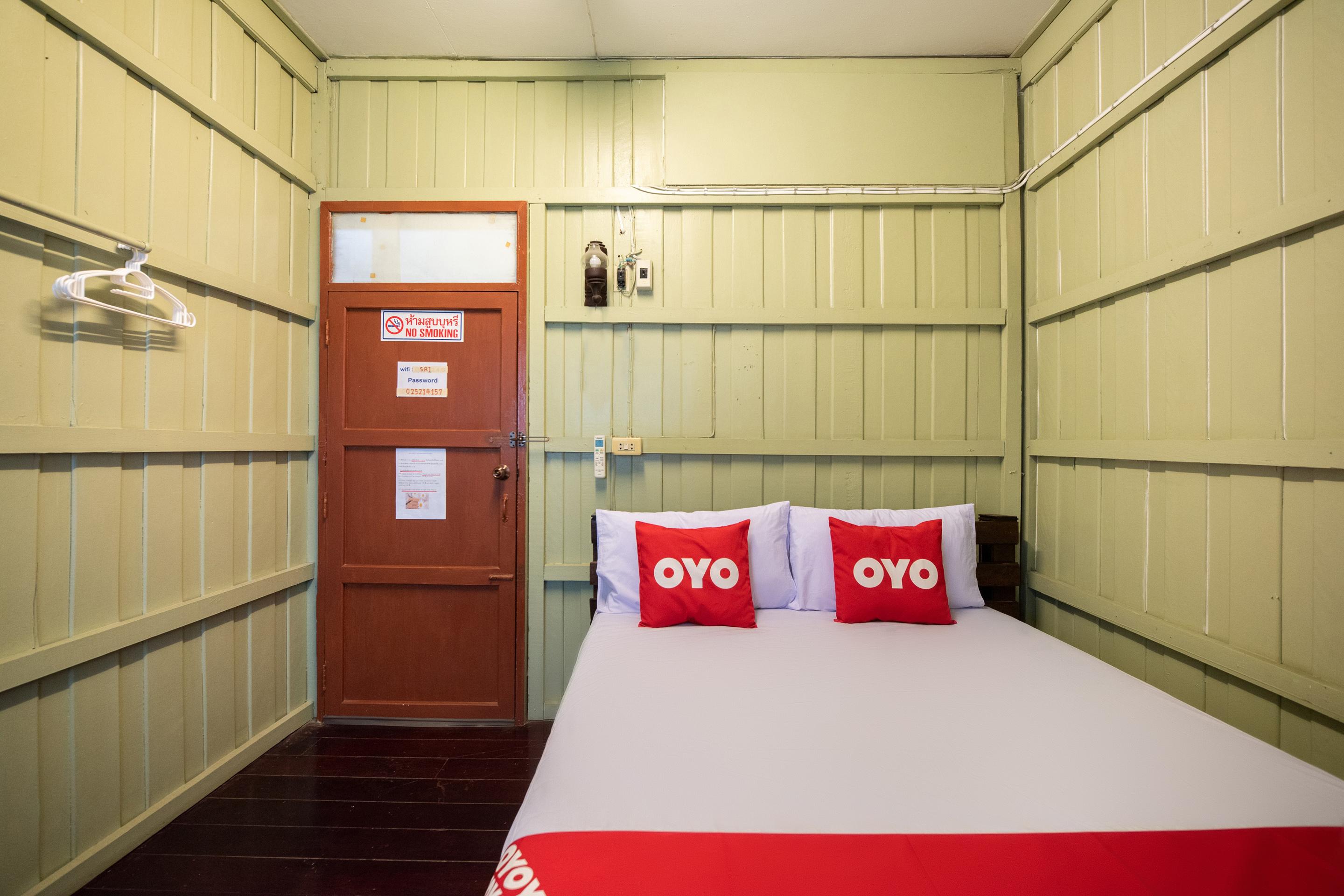 Oyo 691 Don Muang Boutique House Hotel Bangkok Bagian luar foto