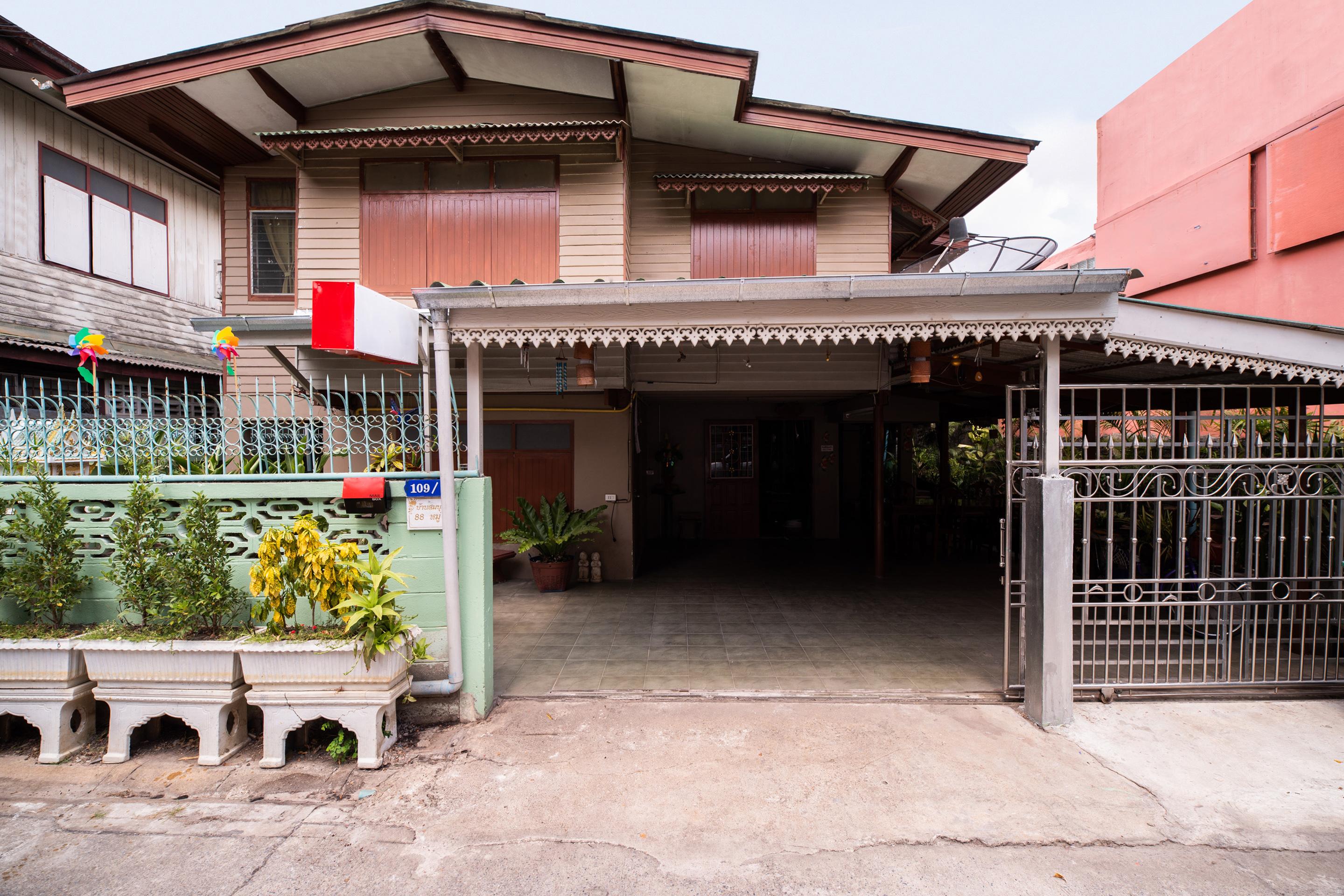 Oyo 691 Don Muang Boutique House Hotel Bangkok Bagian luar foto